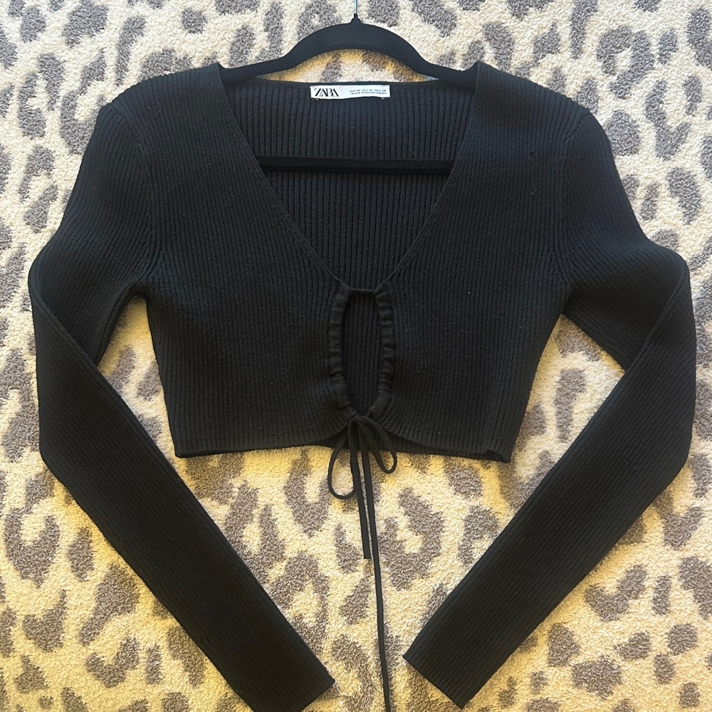 Zara Black Long Sleeve Knit Top
